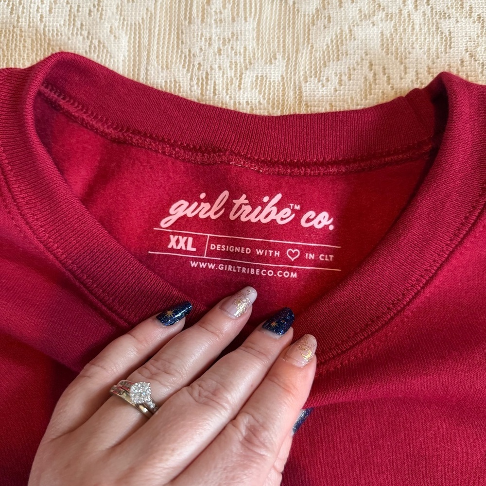 Girl Tribe Co. All too well heart embroidered Taylor swift sweatshirt - Picture 3 of 9
